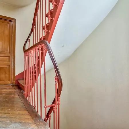 Apartment Cosy And Bright Located In 18 Paris